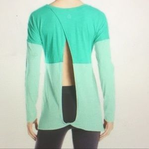 Tasc Performance Open Back Keyhole Top